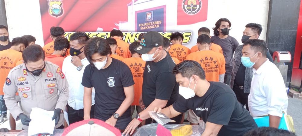 13 Remaja di Makassar Membabi Buta Serang Warga karena Terhasut Hoaks