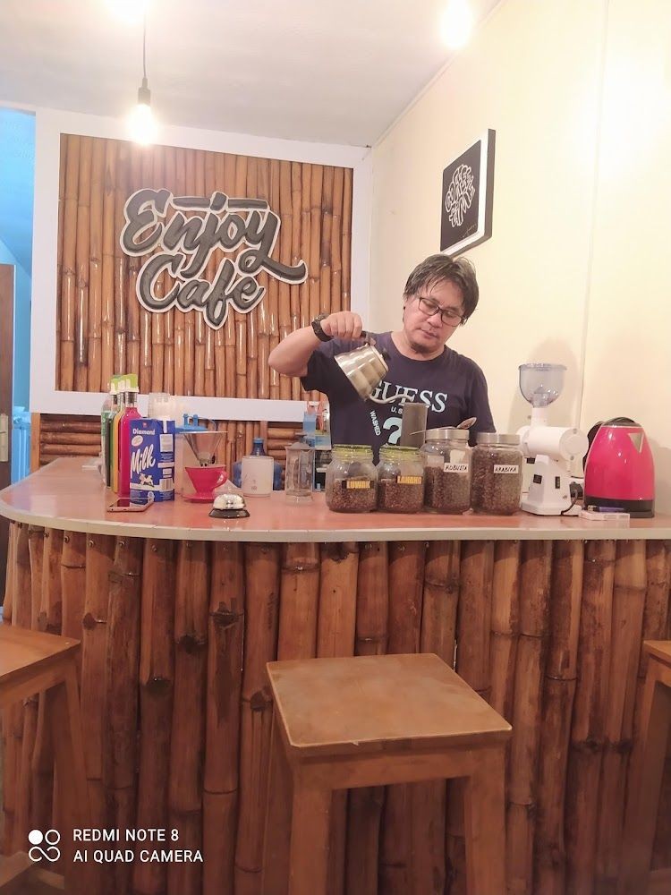Ngopi Sambil Nyemil, 8 Kafe di Bondowoso yang Bikin Betah Banget