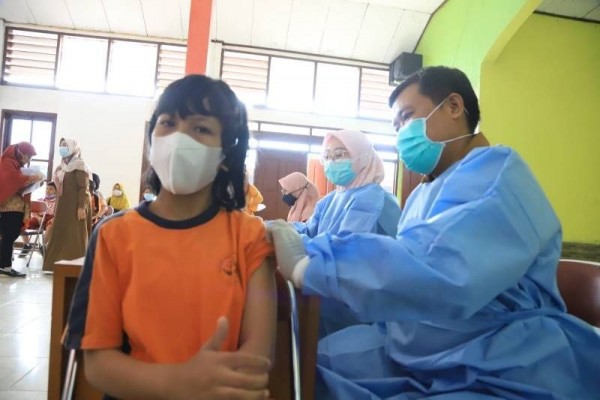 Vaksinasi COVID-19 Bagi Siswa SLB Kota Tangerang Dimulai
