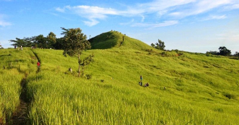 Berkunjung ke Dunia Teletubbies di Bukit Alpha Balikpapan