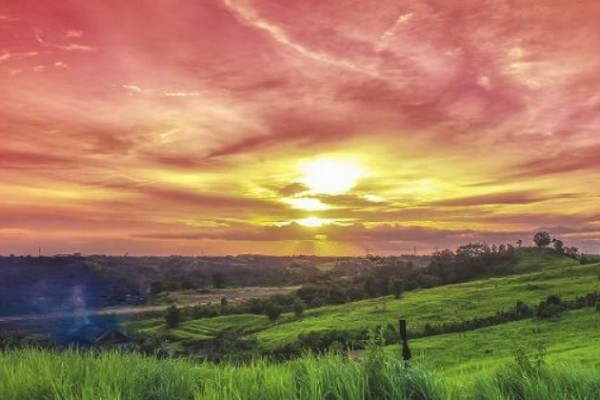 Berkunjung ke Dunia Teletubbies di Bukit Alpha Balikpapan
