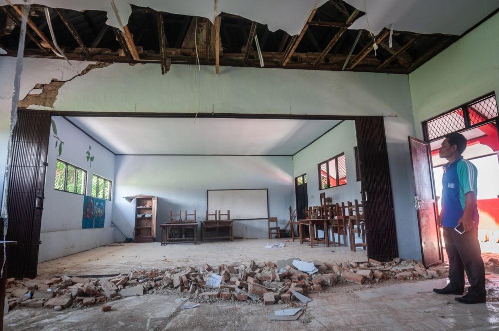 Anies: Masalah Sekolah Rusak Lebih Urgent dari Bangun IKN