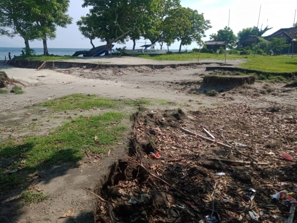 Rusak Parah, Lapangan Olahraga di Nusa Penida Belum Juga Diperbaiki  