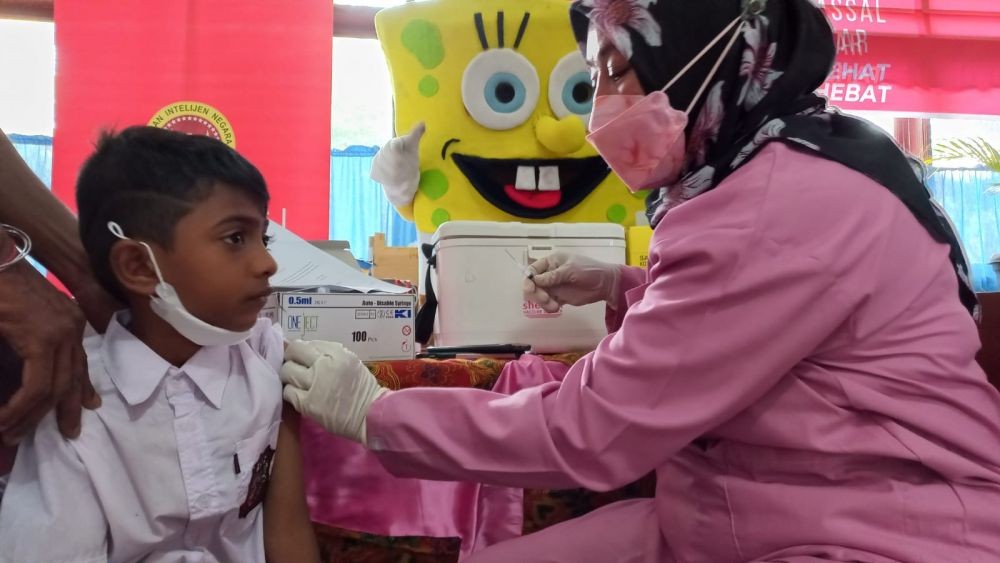 Vaksinasi Anak, BIN Sumut Boyong Spider-Man dan Spongebob