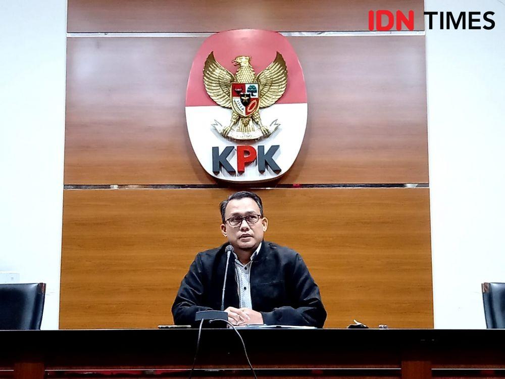 KPK Geledah Kantor BUMD Sumsel, Herman Deru: Sedang Cari Barang Bukti