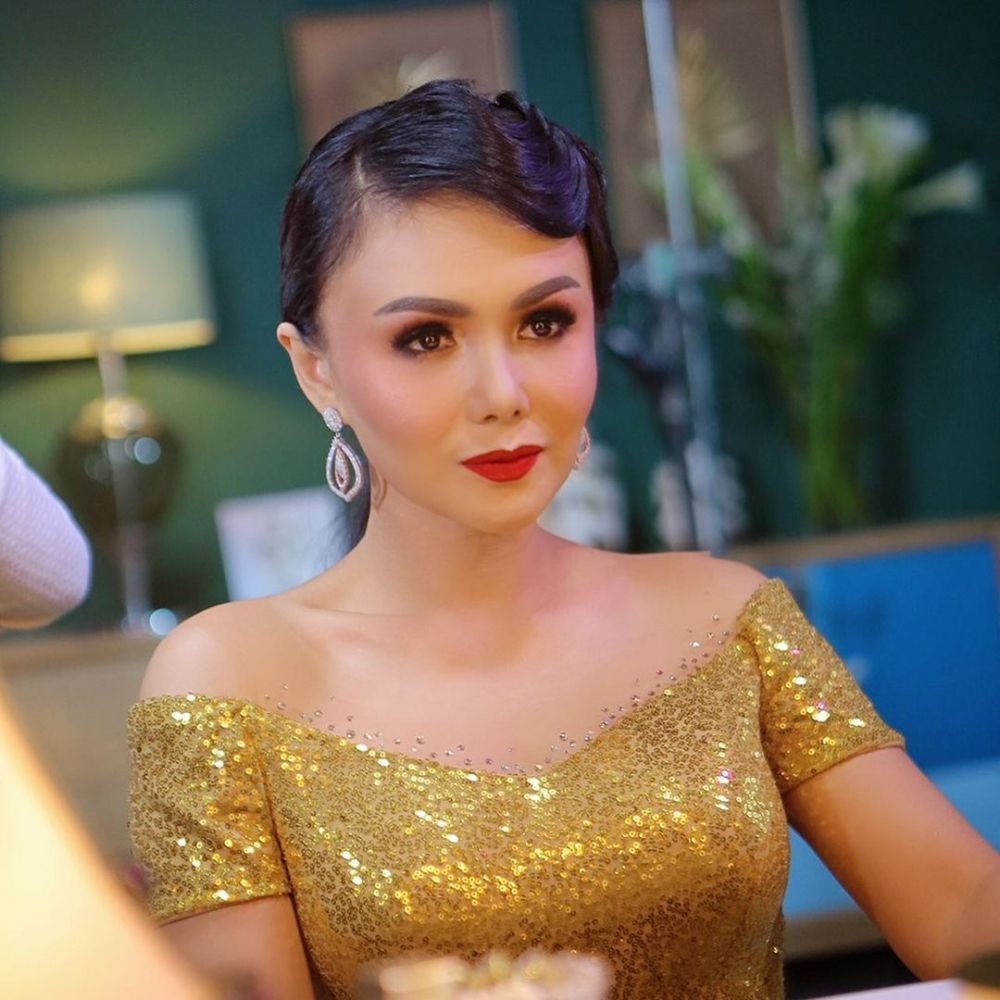 9 Hair Do ala Yuni Shara, Gak Hanya Gaya Rambut Sebahu!