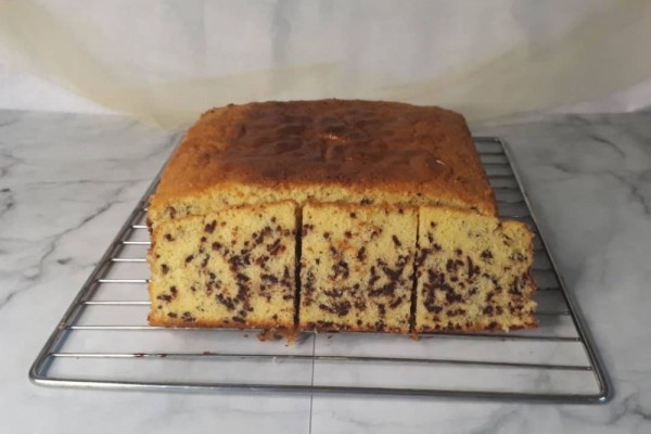 Resep Membuat Kue Bolu Meses yang Lembut dan Mengembang Sempurna