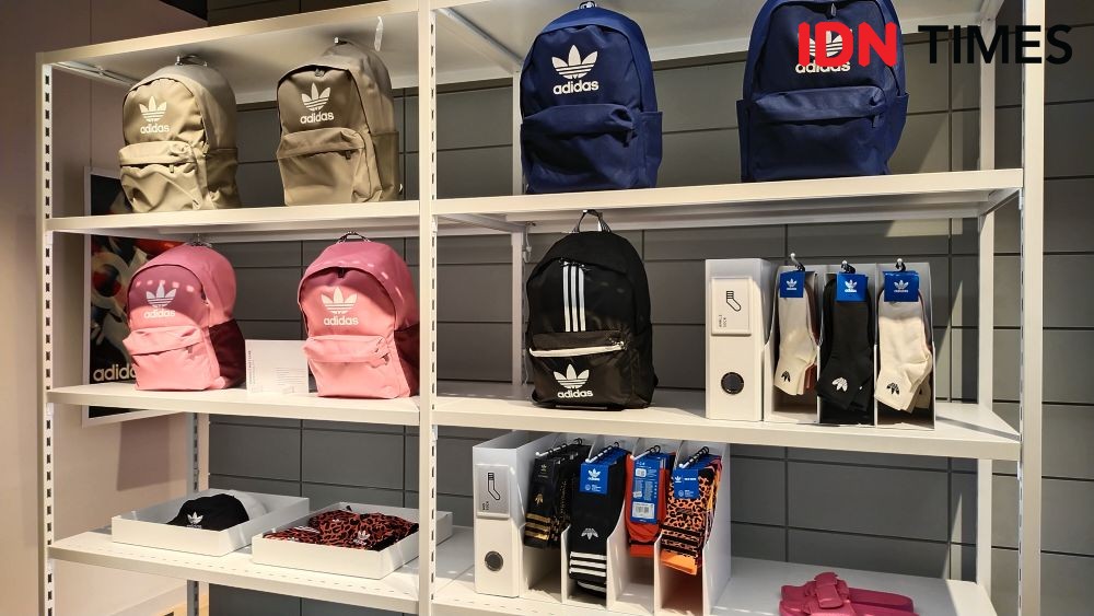 Keren! Yuk Intip Store Adidas Originals di Delipark Medan