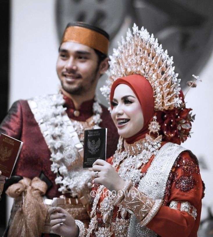 10 Artis Sinetron Menikahi Non-seleb, Ada Achmad Megantara