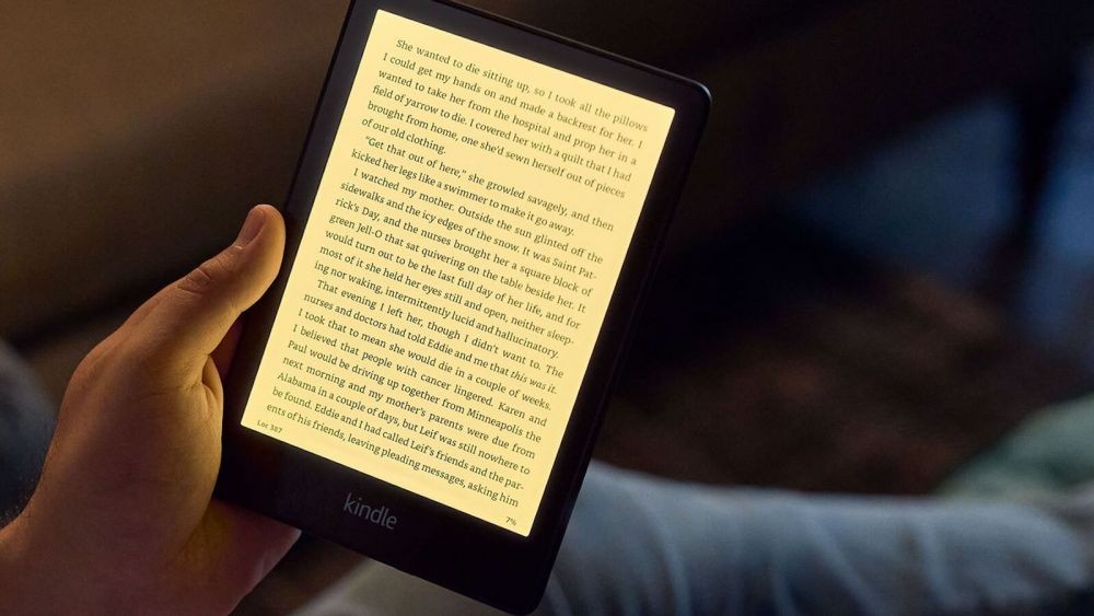 Praktis, 7 Alasan Kenapa Kamu Perlu Membeli Amazon Kindle