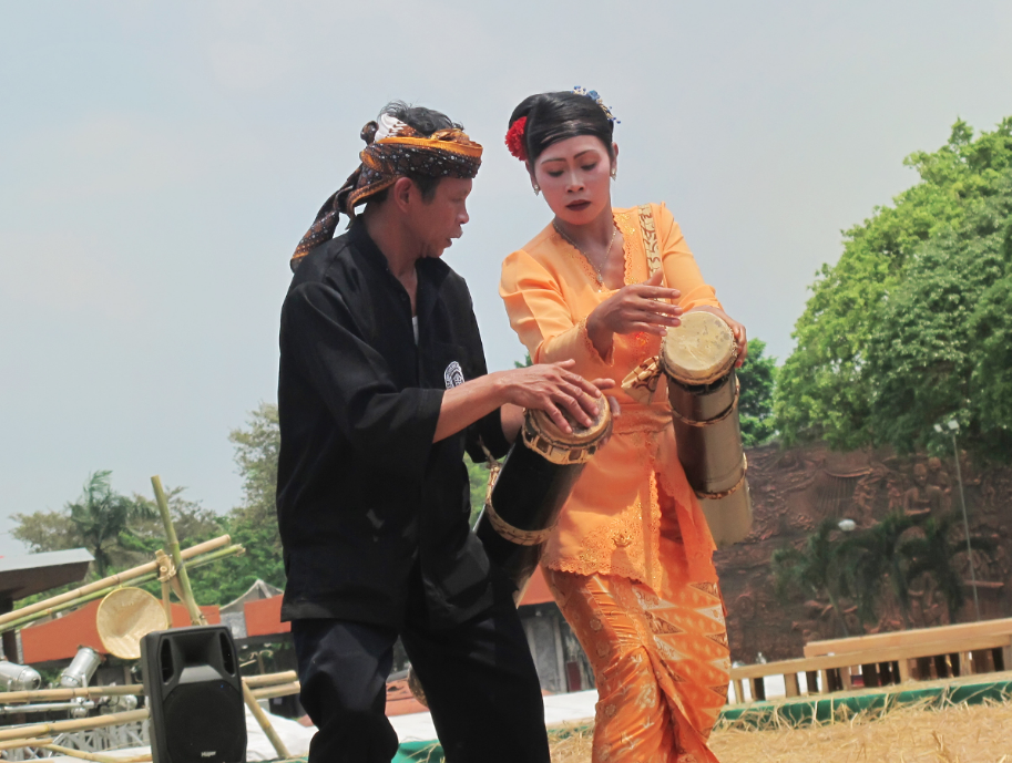 Mengenal Dogdog Lojor, Alat Musik Tradisional Masyarakat Banten