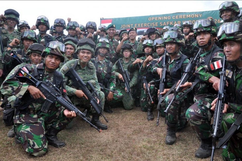 Polres Mahulu Sinergi dengan Pasukan TNI Pengamanan Perbatasan