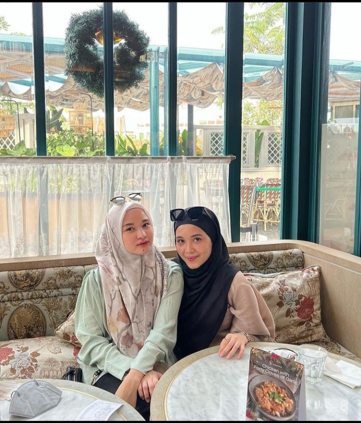 Potret Terbaru Fati Istri Babe Cabita Kenakan Hijab, Bikin Pangling