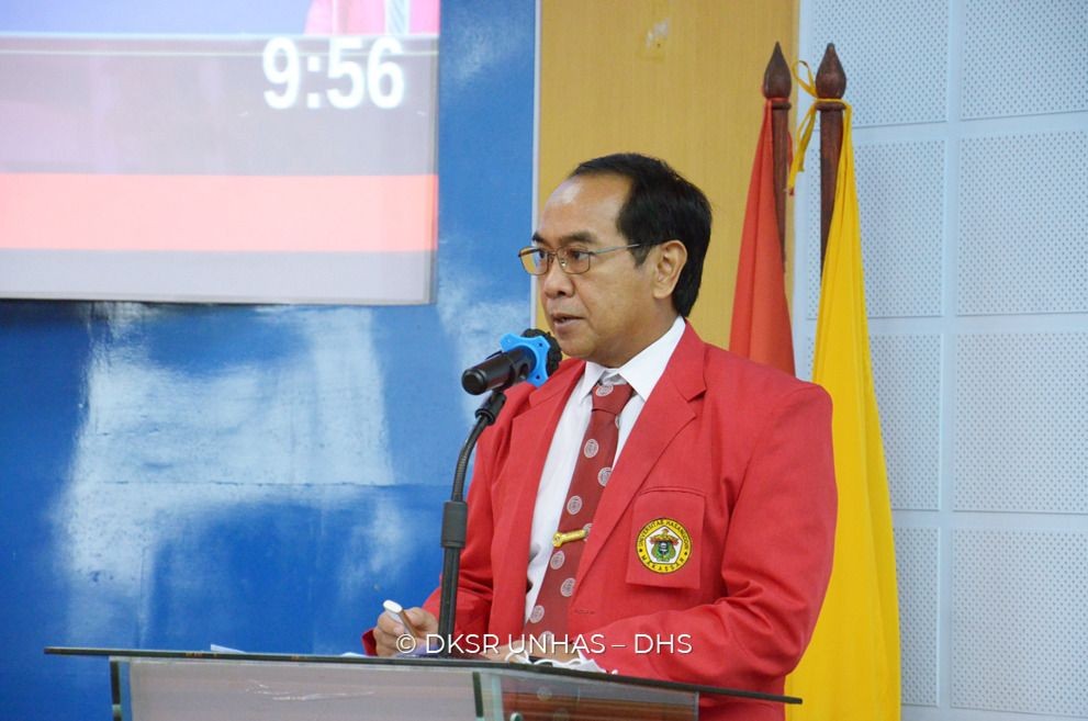 Rektor Sambut Ribuan Mahasiswa Baru Unhas
