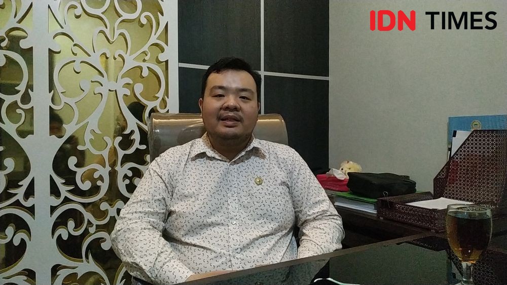Keturunan Tionghoa, Anggota DPRD Kota Bandung Ini Lawan Rasisme! 