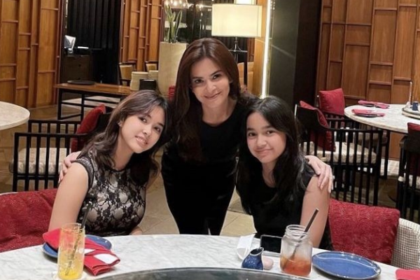Beda Ayah Ibu, 10 Kekompakan Anak-Anak Cut Tary dan Richard Kevin
