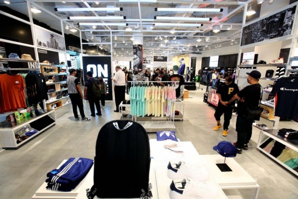Foot Locker Resmi Buka ‘POWER STORE’ Pertamanya di Indonesia