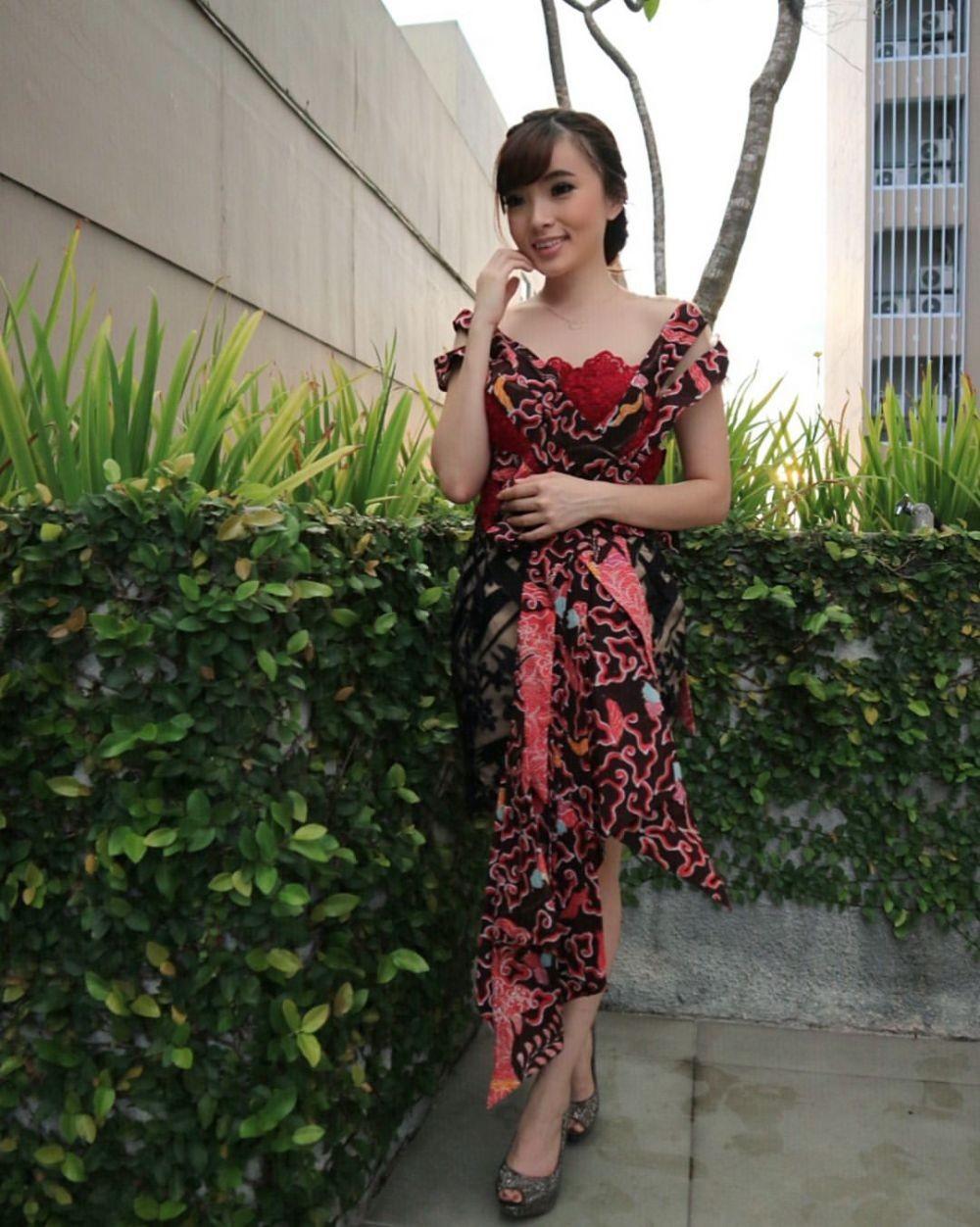 Dress batik clearance merah