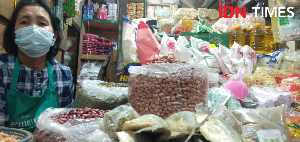Pedagang Pasar di Semarang Jadi Korban HET Minyak Goreng Rp14 Ribu