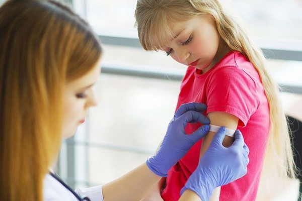 Ribuan Siswi SD di NTB Divaksin HPV, Penolakan Terbilang Minim
