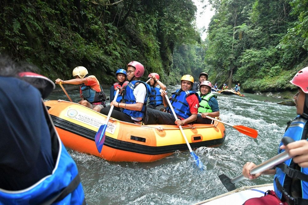 Serunya Wisata Arung Jeram Sungai Bah Bolon: Info, Tiket dan Rutenya