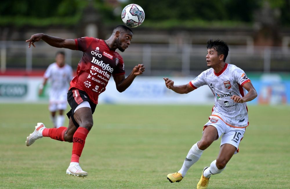Suporter Bali United Kompak Serukan Kosongkan Stadion Dipta