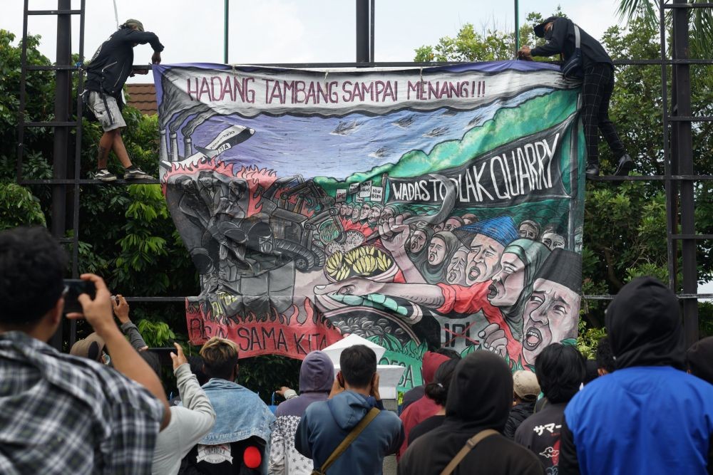 Unggah Represi Aparat di Wadas, Akun Instagram LBH Yogyakarta Hilang