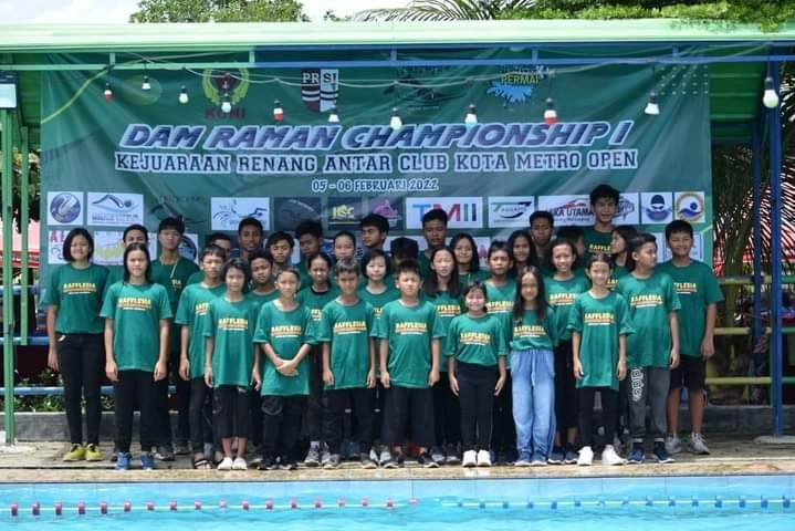 Mantul! Sabet 114 Medali Rafflesia Swimming Club Bandar Lampung Juara Umum