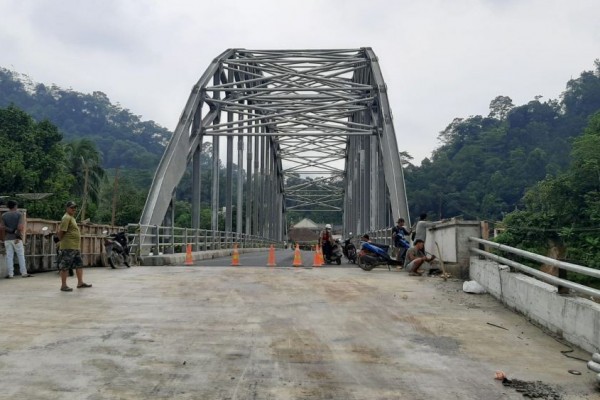 Kabar Baik, Jembatan Akses ke Negeri di Atas Awan Rampung Akhir Bulan