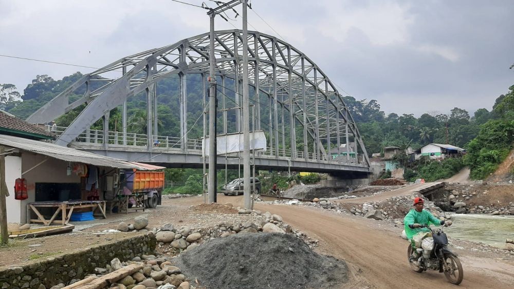 Kabar Baik, Jembatan Akses ke Negeri di Atas Awan Rampung Akhir Bulan