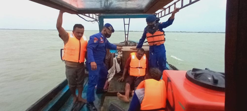 3 ABK KM Luragung Tenggelam di Perairan Indramayu, Satu Masih Hilang