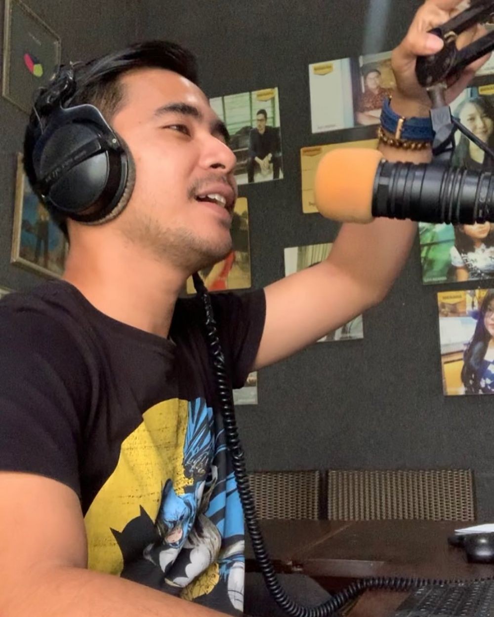 6 Radio Lawas di Bali, Masih Eksis Sampai Sekarang