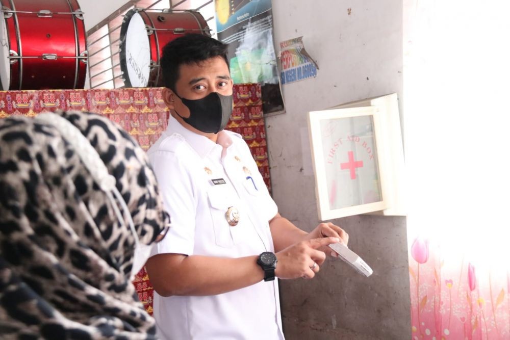 Gawat! Wali Kota Bobby Temukan Obat Kedaluwarsa di SD Negeri Medan