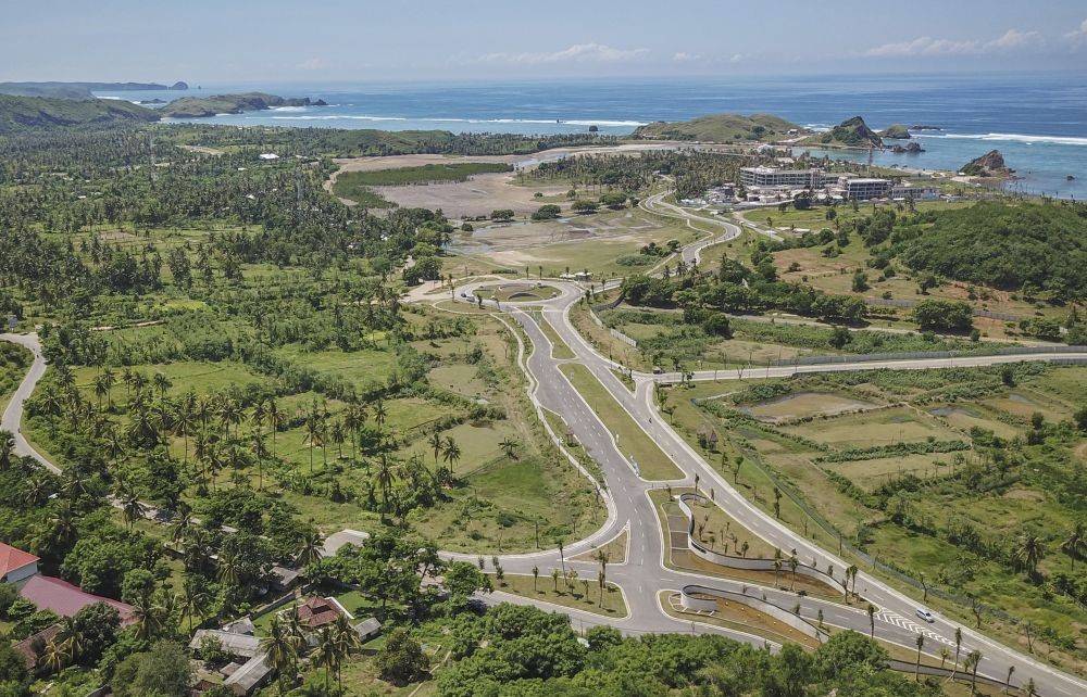 10 Alasan Kenapa Harus Liburan Ke Mandalika Lombok