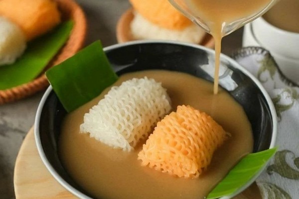 10 Kue Basah Asli Indonesia Terpopuler dan Enak, Bikin Ngunyah Melulu!