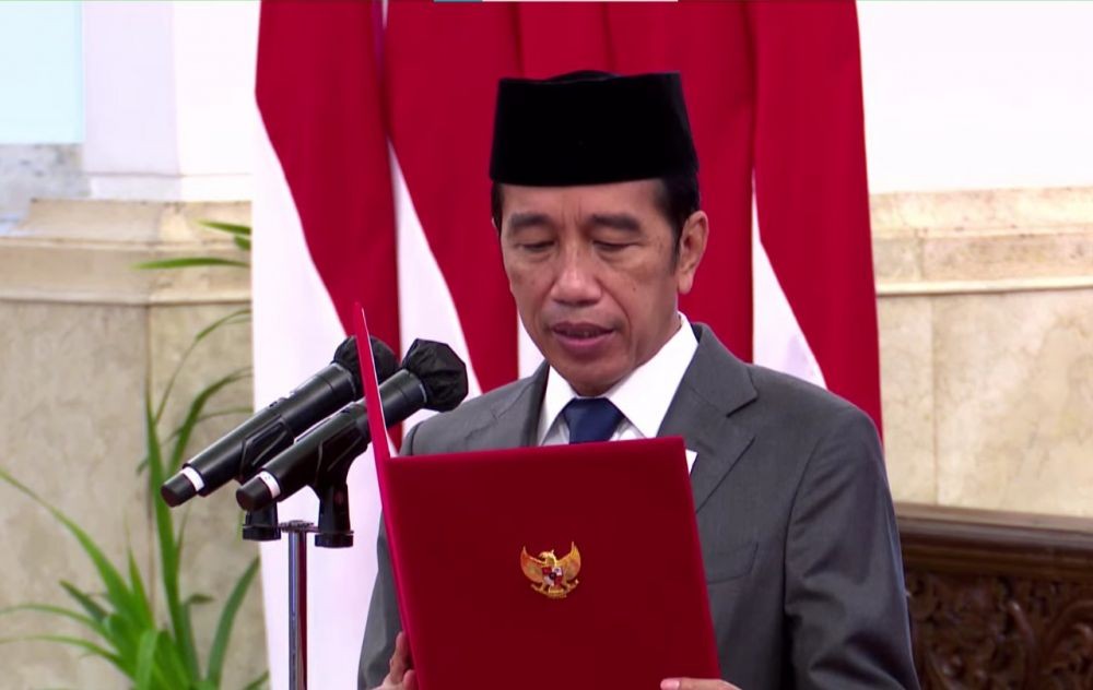 Jokowi Lantik Arief Prasetyo Adi Jadi Kepala Badan Pangan Nasional