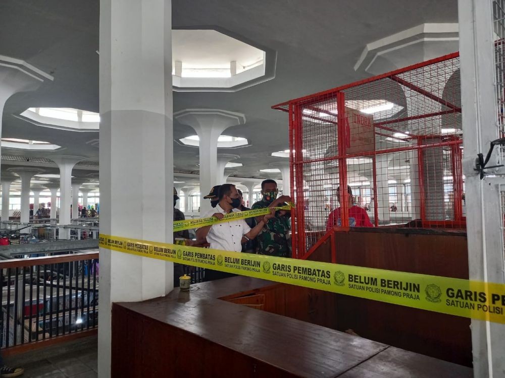 Belum Ditempati Pedagang, 109 Lapak di Pasar Johar Semarang Disegel 
