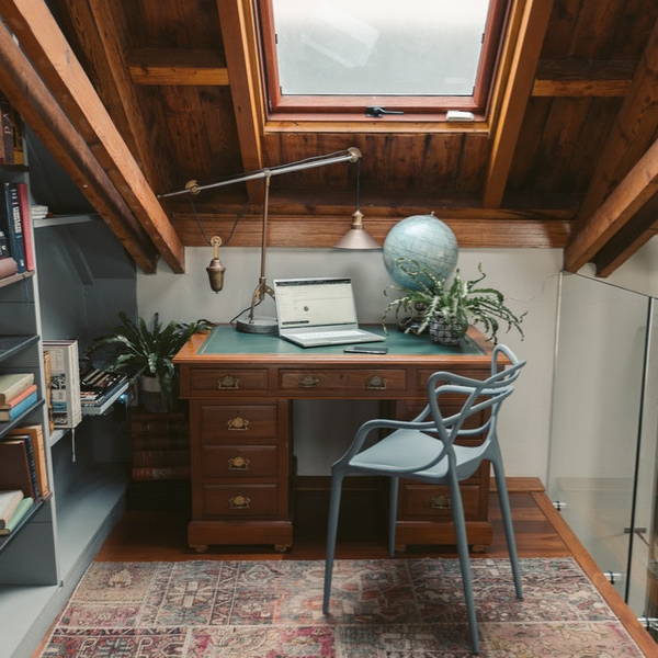 [QUIZ] Pilih 1 Desain Home Office, Ini Kebiasaan Burukmu di Tempat Kerja