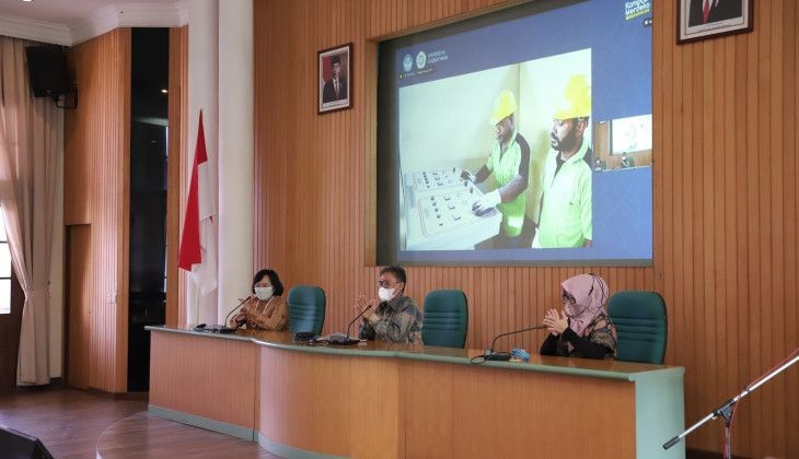 Peneliti UGM Kembangkan Pewarna Alami Tekstil dari Kayu Merbau