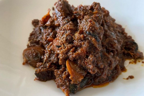 10 Kesalahan Memasak Rendang yang Sering Dilakukan Banyak Orang