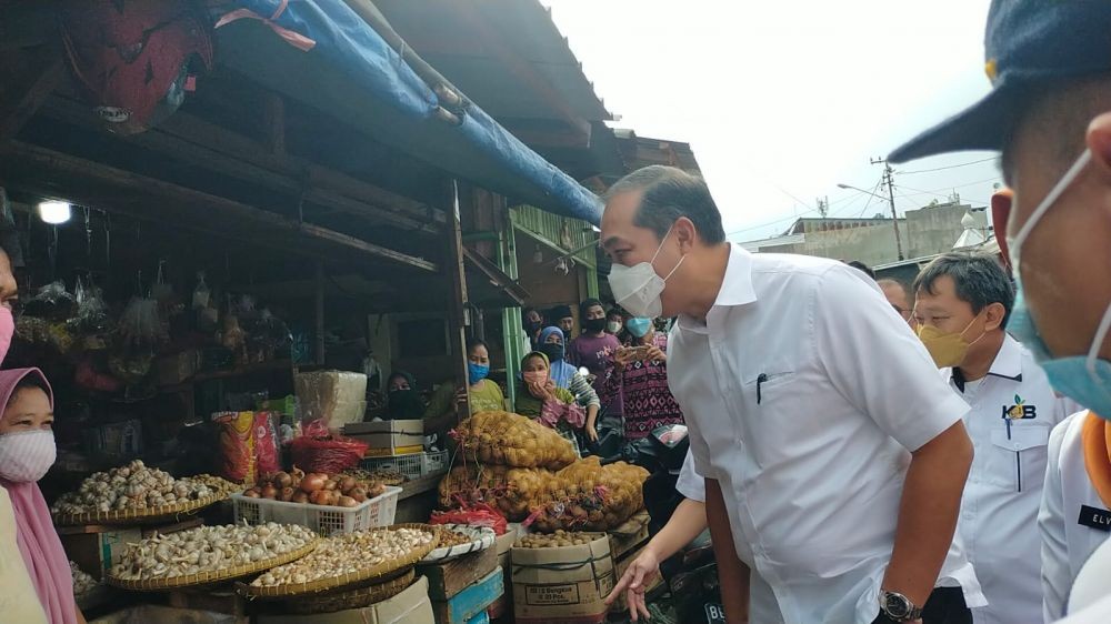 Kunjungi Lampung, Mendag RI Tebar Janji Atasi Stok Minyak Goreng
