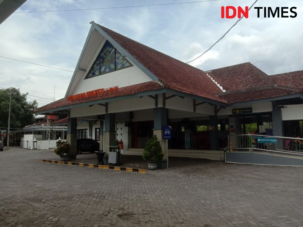 Stasiun Wates Akan Ditata, PKL Ogah Direlokasi