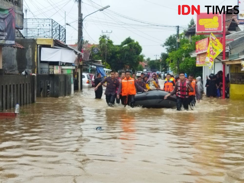 Banjir di Kawasan Banten Lama Mulai Surut