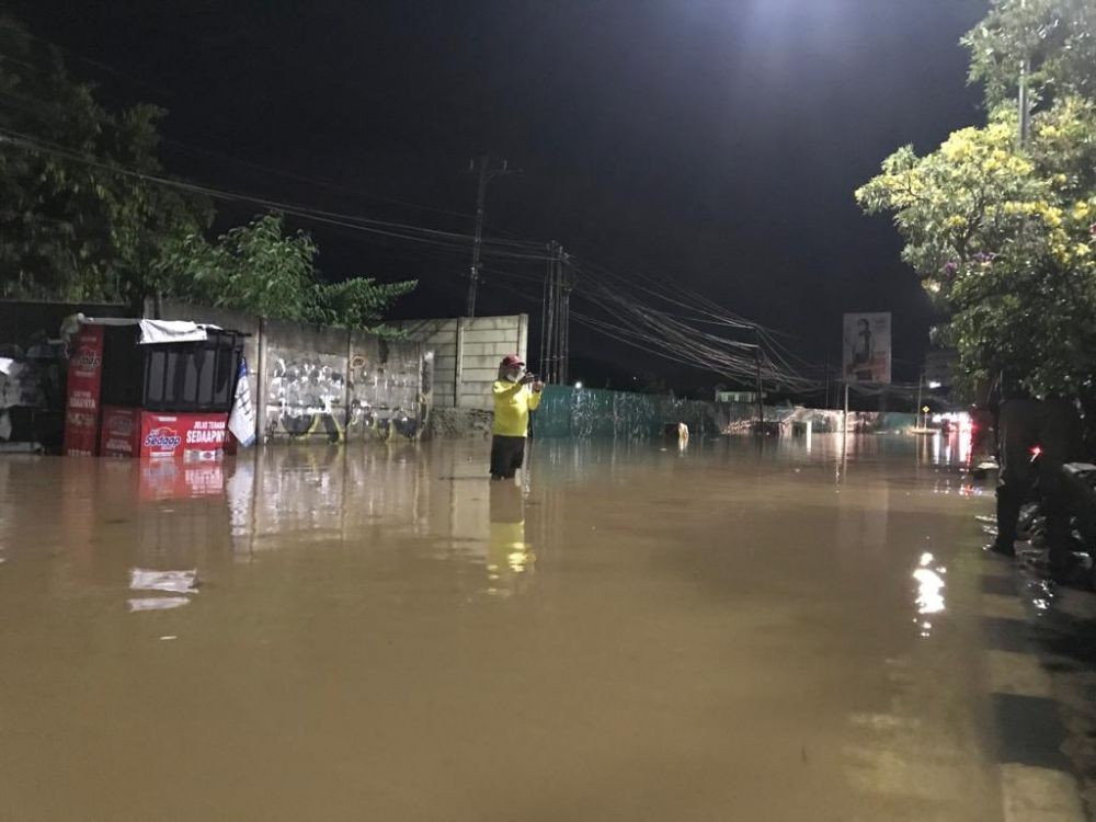 Setahun Kepemimpinan Eva Dwiana, Klaim Banjir Berkurang Disorot Walhi