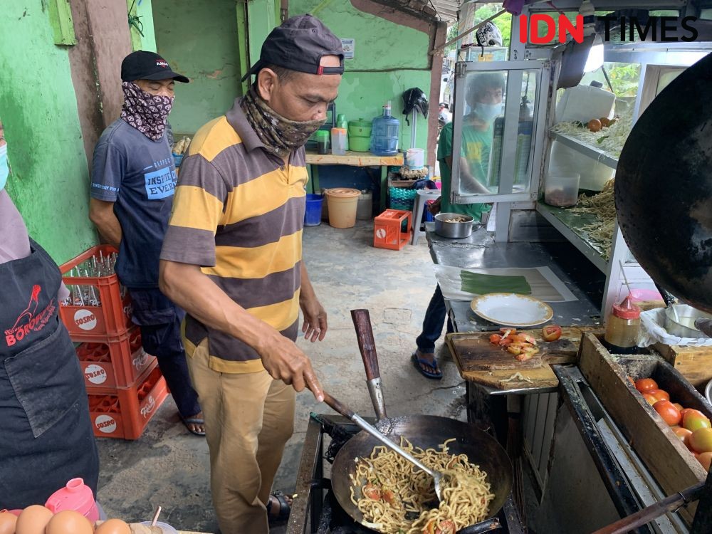 Mie Khodon Kuliner Legendaris Bandar Lampung, Dulu Dimasak Pakai Arang