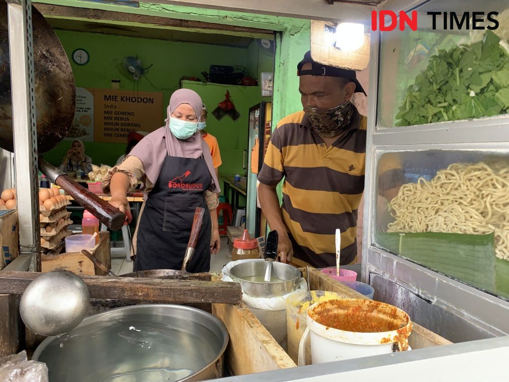 Mie Khodon Kuliner Legendaris Bandar Lampung, Dulu Dimasak Pakai Arang