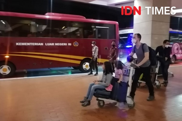 Tak Masuk Kategori, 25 Orang dari Ukraina Karantina di Hotel
