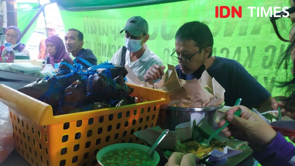 Bertahan Sejak 1975, Manisnya Wedang Kacang Kapuran Semarang Bikin Nagih