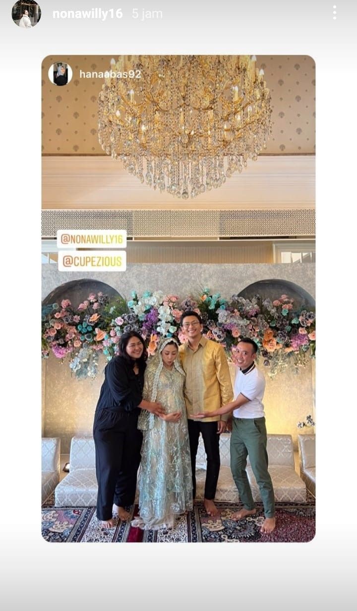 Ide Dekorasi Pengajian 4 Bulanan Winona Willy, Simpel Glamor