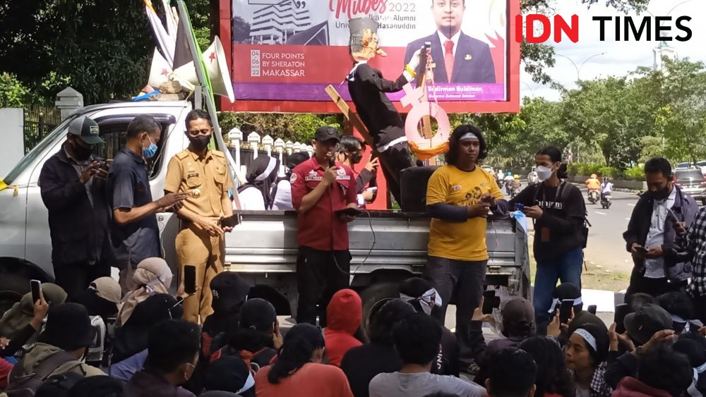 [FOTO] Aksi IWD 2022 di Makassar Ingatkan Bahaya Disparitas Gender